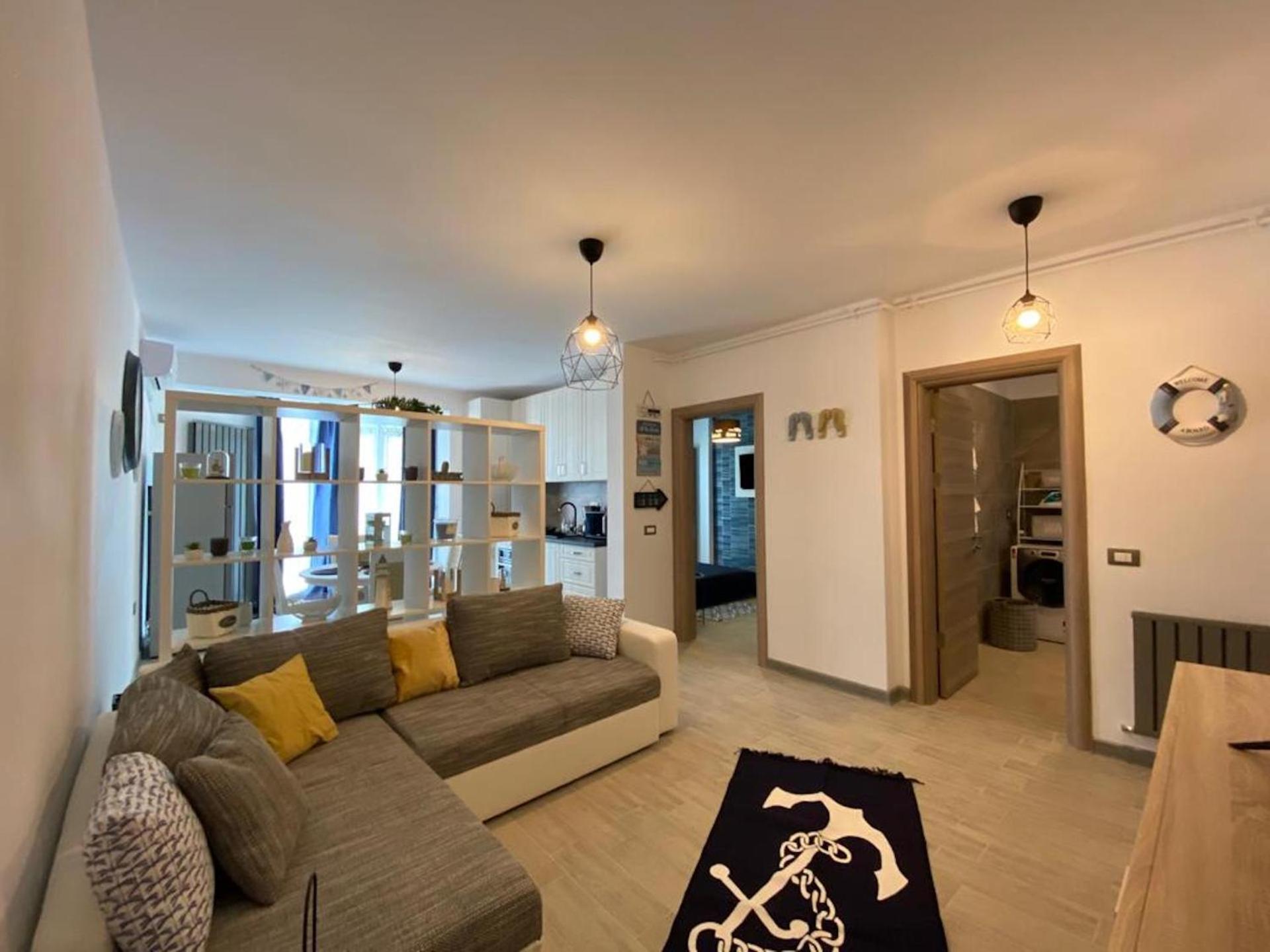 Baby Sea View And Pools Apartment- Mamaia Beach Resort Năvodari Kültér fotó